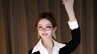 The chemistry teacher has started classes!