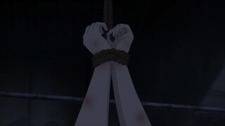 The white-haired girl was beaten and hung up