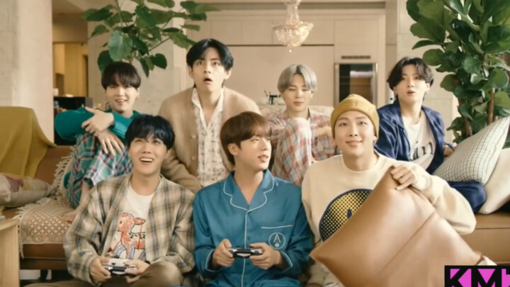 BTS and SEVENTEEN's Amazing Mashup: THANKS X Life Goes On