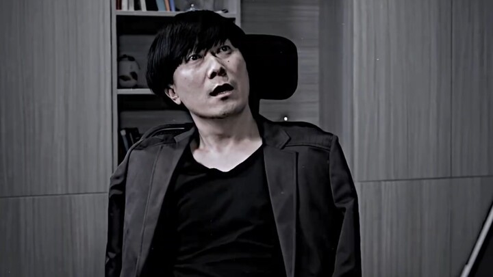 Perkataanmu yang mengatakan bahwa kamu tidak pantas menerimaku lah yang membuatku menjadi seperti se