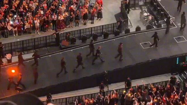 bts would tour arirang in Arlington TX day 2