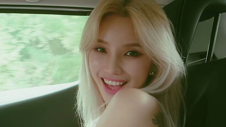 【MT Sub Indo】 Hari Berangin yang Mekar Bagian 2: Dokumenter Pemanasan Solo oleh Jeon Soyeon