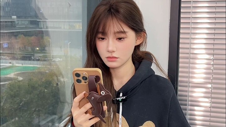 إذا لم يكن صديقي الحميم يتودّد لي، فهذا يعني أنه يصرخ فيّ!