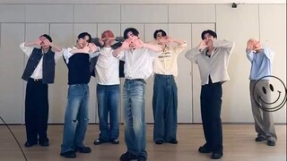 ENHYPEN DANCE WITH #FLO💙 《XO（OnlyIfYouSayYes）》challenge~