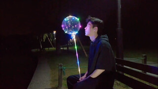 I remember a sister Xia said that she was at the West Lake that day and saw a man wandering around w