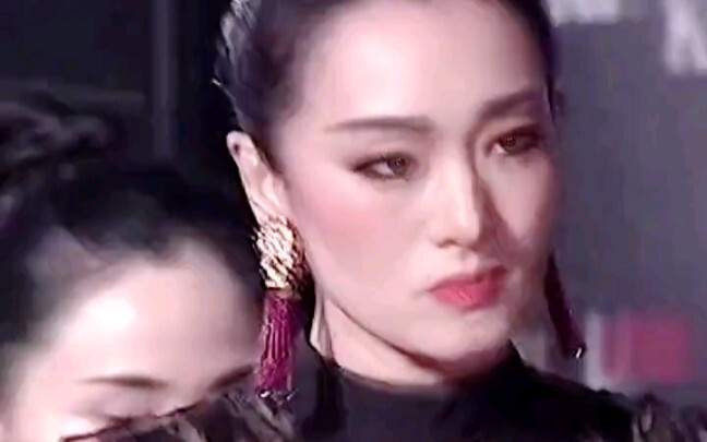 Siapa yang punya karisma paling kuat: Gong Li, Jin Chen, Nazha, Yang Mi, Zhang Jingchu, Yan Ni, atau