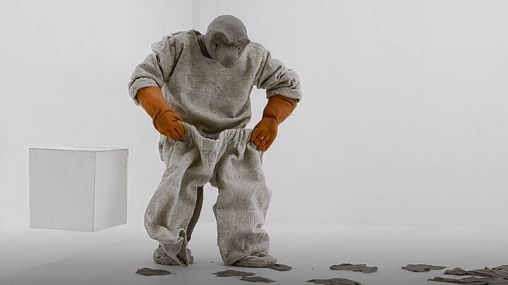 The more you clean, the dirtier it gets. It's better to just break the jar! : WHITELAND