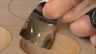 给我一个这样的小铁锹刨子，我能在家刨一天木头，好解压