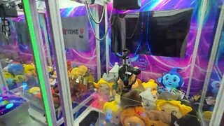 One of the Funniest Claw Machines! I Don't Give a...