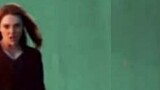 [Film&TV]Avengers - Elizabeth Olsen tripped on the scene
