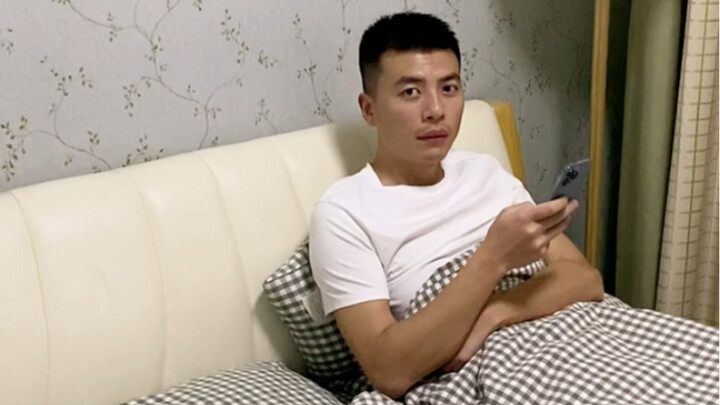 เมื่อภรรยาที่เป็นนักพากย์ถูกแสงไฟกระทบ～