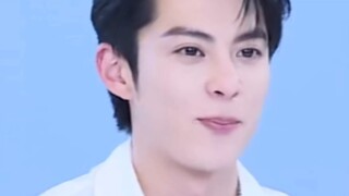 [Wang Hedi] The tongue is more or less a little restless, and sticking it out inadvertently is the m
