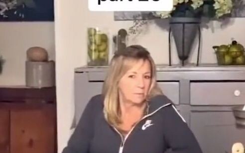 What’s Dad’s reaction when I tell Mom a silly joke?