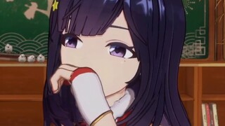 Sister La is trying hard to eat beef jerky!