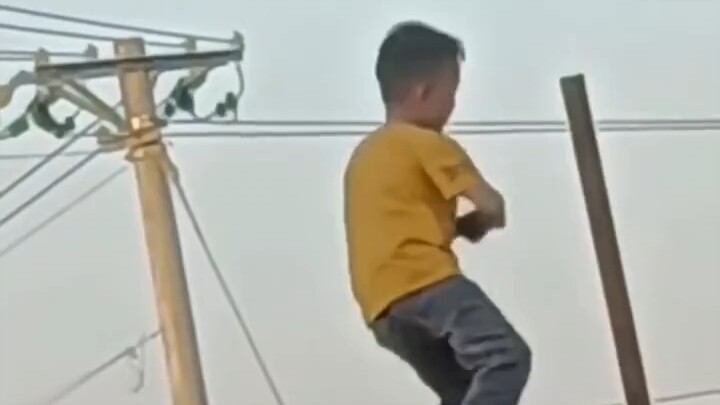 Ở Quảng Tây có một ngọn núi tên là “Khoa Mục Ba”