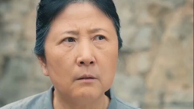 This old lady finally got to play a good person!