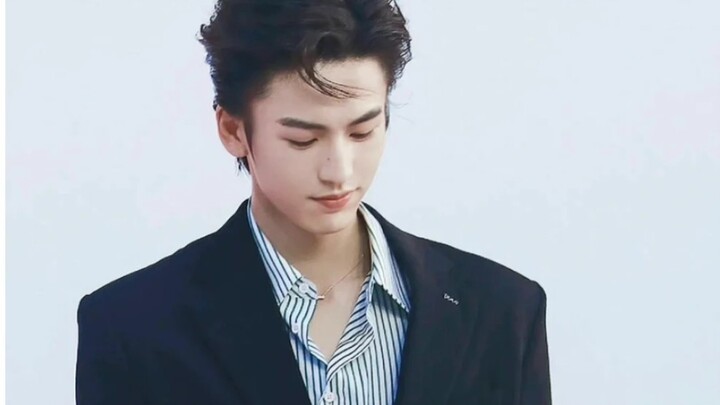 【จางหลิงเฮ่อ】สูทหลิงเฮ่อ ให้เลือกหนึ่งในเก้า?!