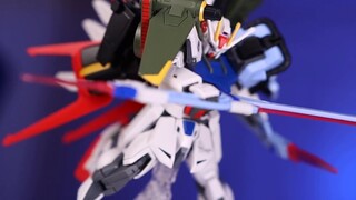 [P Toys] Sự kết hợp giữa cũ và mới! HG PERFECT STRIKE GUNDAM chia sẻ đơn giản