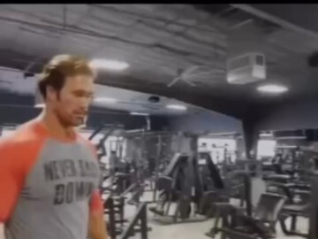 Powerful King Sexy Bench Press