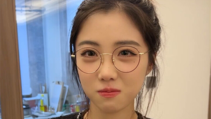 小酥真要有自知之明 这点肉也不至于长肚子上了