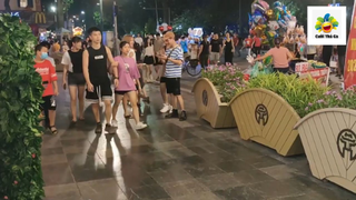 GIẢ THÀNh BỤI CÂY ĐI DỌA NGƯỜI KHÁC #Prank