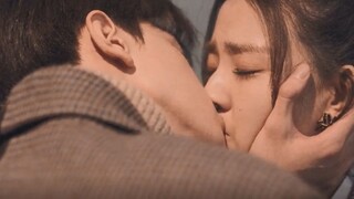 别动了 我也很紧张