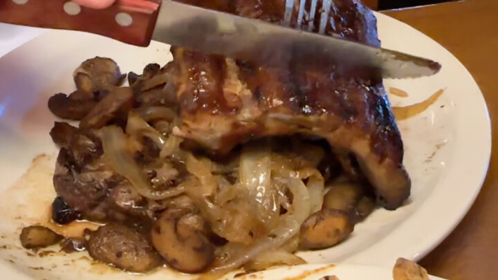 للأمريكيين مطعمهم الخاص من نوع هايديلاو تحت الماء