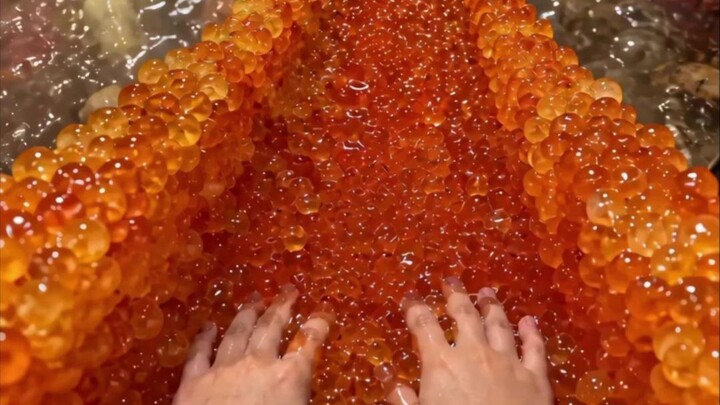 Vô tình lạc vào nhà hàng lẩu Vương quốc Người Lớn – Mười hai chòm sao, hãy chọn cầu trượt riêng cho 