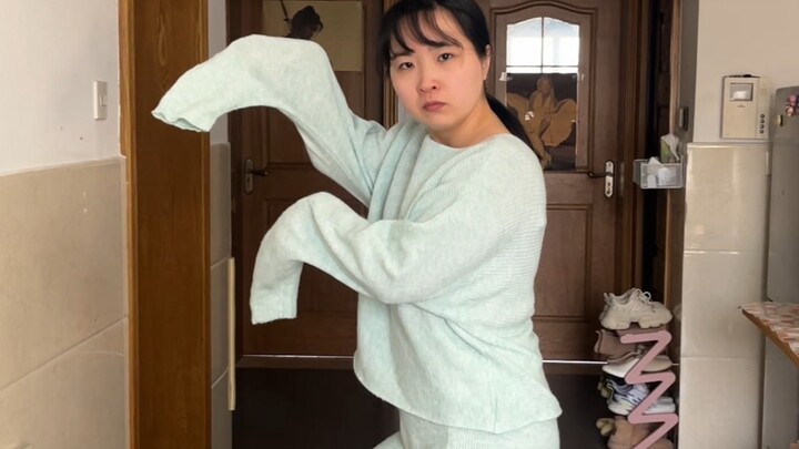 Some women’s clothing just kicks my IQ underfoot.