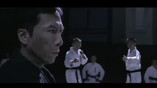 DONNIE YEN wants to fight 10 men  IP MAN