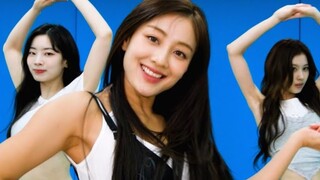 TWICE's "THIS IS FOR" practice room is revealed!