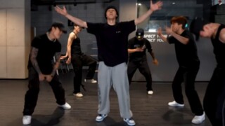 Ruang latihan "MICHELANGELO" BI Kim Hanbin terungkap!