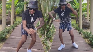 عزيزي الدوق سافيج، طالما أن نينغ لا يشعر بالحرج، فلن يشعر أحد بالحرج أيضًا 😂