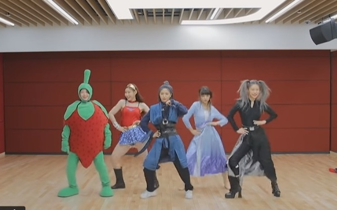 ITZY "WANNABE" practice room (hero version) hhhhhh laughing until convulsions