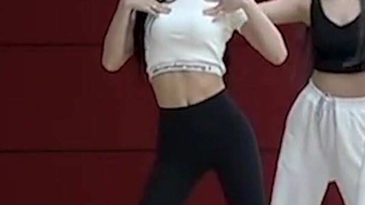 تايونغ "Feel Special" نسخة غرفة التدريب، لقطة مباشرة لمومو