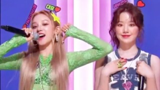 محبوبة جدًا! سونغ يوي تشي ويي شو هوا يقدمان تقديمًا ثنائيًا في منتصف المباراة!