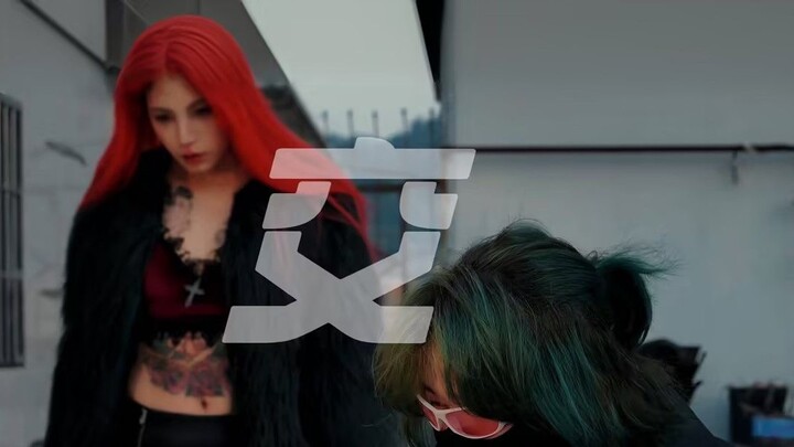 Một tay trả tiền, tay kia giao hàng, đây là quy tắc