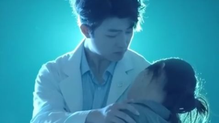 Kukira Raja Zombie akan memakanku, tapi dia malah memeluk dan membawaku pulang