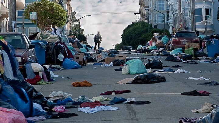 จะว่าภาพยนตร์เรื่อง “โรคติดต่อ” เป็นคำทำนายอันล้ำเลิศ ก็คงไม่ถูกนัก ที่ถูกกว่าคือ หายนะยังคงอยู่รอบต