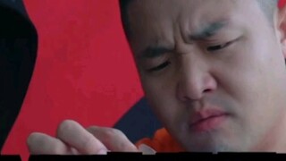 Manusia energi vs. teman-teman, membuka Coke dengan berbagai cara!