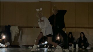 班上团建cos镜音双子跳了trouble maker和roki！！
