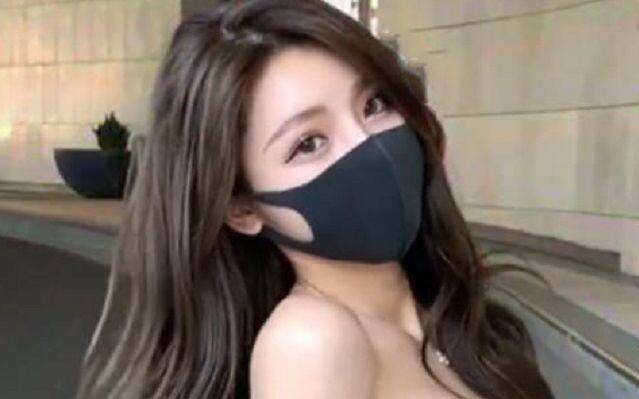 “Con trai có thực sự sẽ mãi chờ đợi cô gái mà họ yêu từ cái nhìn đầu tiên không?”