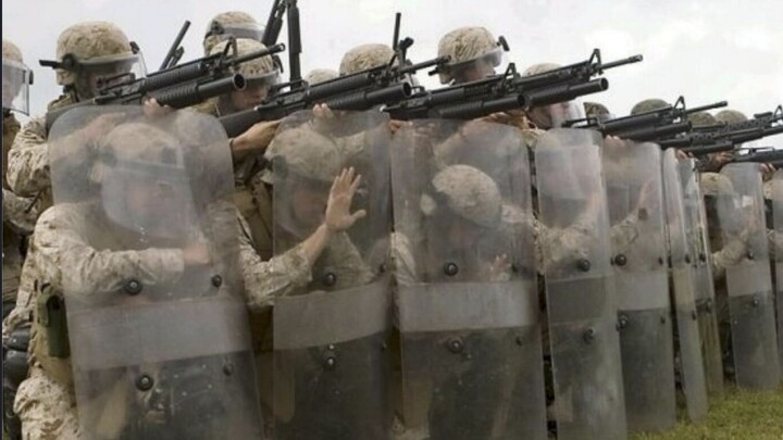 Foreigner: Finally, there's a game where I can beat those Chinese players!