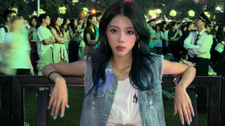 Dancing with Fu Longfei at the Renmin University graduation concert｜party shaky straight shot