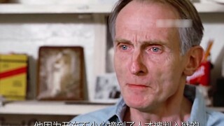 囚犯每次吃饭时，都会把勺子放在鞋底来回摩擦，然后再继续吃饭