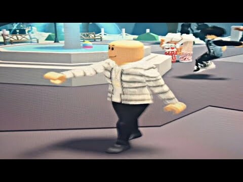Bald Guy Dancing on Roblox With Scary Sound...