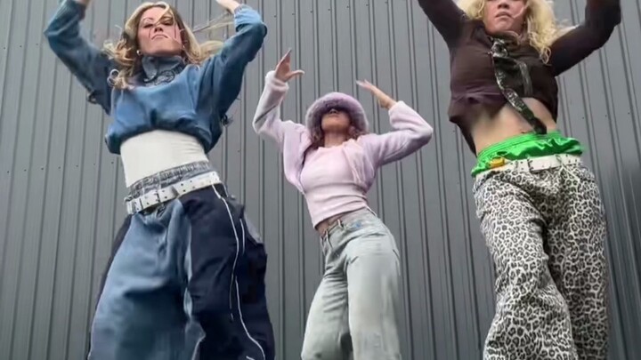 Gadis Jalanan 3 Xiao Fen benar-benar sangat menyukai tim Tokyo Xiao Huang, aaaa dan bahkan membantu 