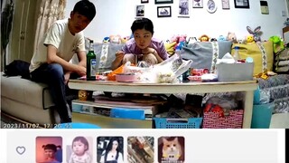 父母一动，她就得哭