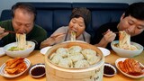 각종 고명 올린 맛있는 잔치국수와 왕만두🥟 (Banquet Noodles & Big Dumplings🥟) 요리&먹방!! - Mukbang eating show