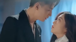 Gadis itu semalam dengan CEO, hamil anak kembar,lima tahun lalu CEO temukan
